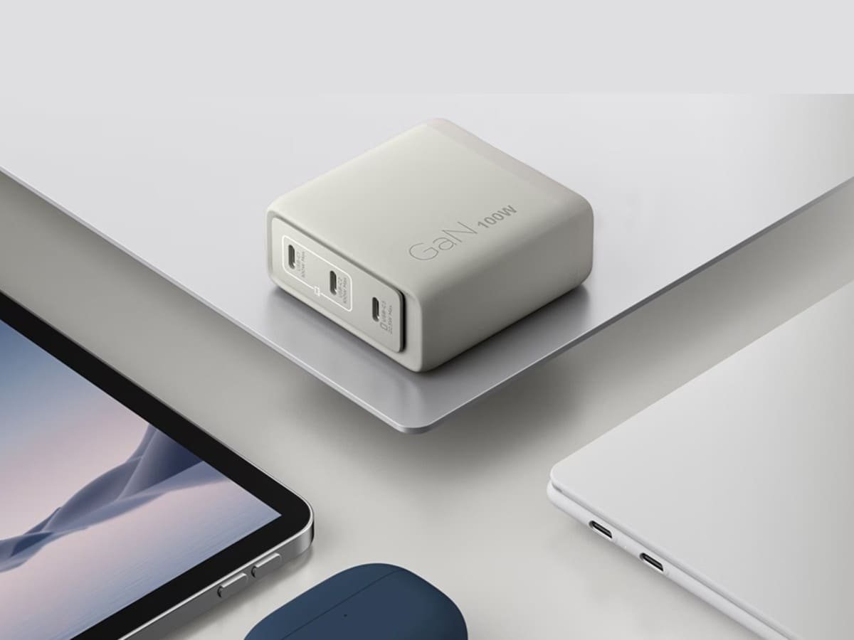 Cargador compacto para varios dispositivos